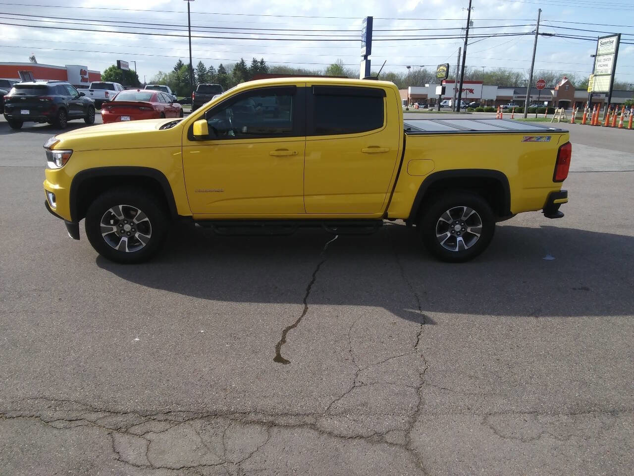 Used 2015 Chevrolet Colorado Z71 w/ Trail Boss Edition AWD/4WD image 10