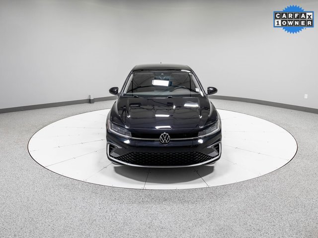 Used 2025 Volkswagen Jetta SE image 26