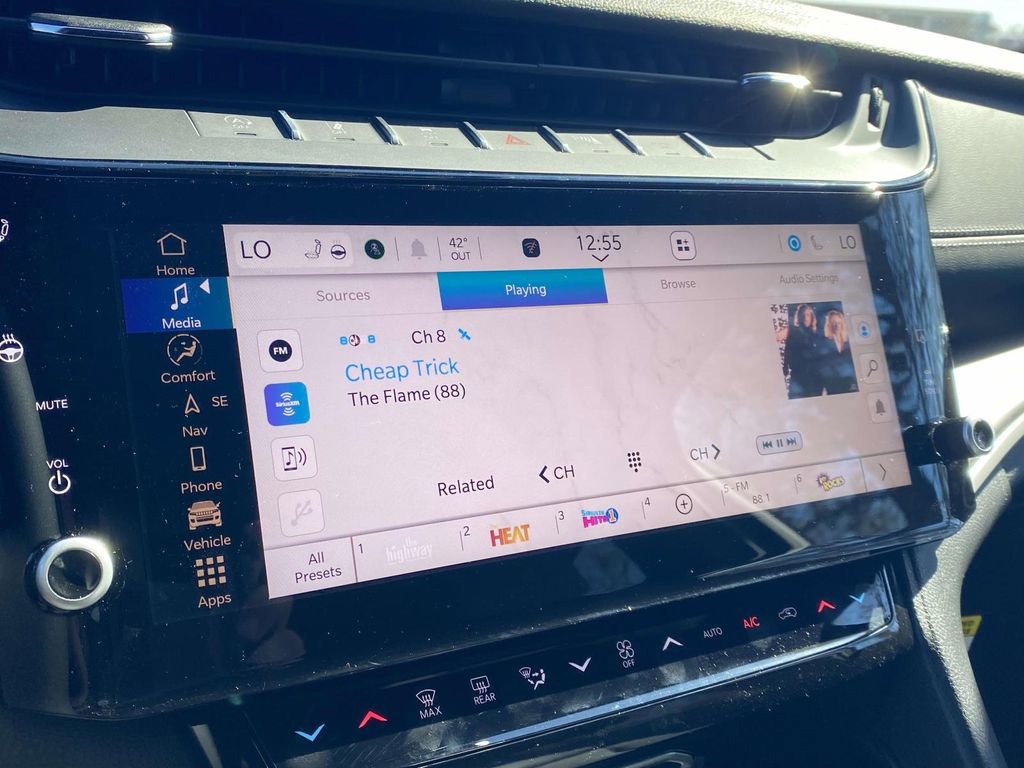 New 2026 Jeep Grand Cherokee Limited w/ Luxury Tech Group II image 17