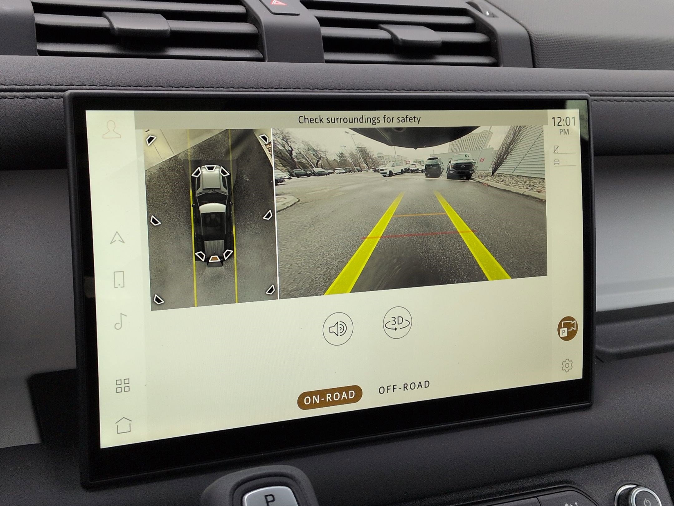 Used 2025 Land Rover Defender 110 S image 20