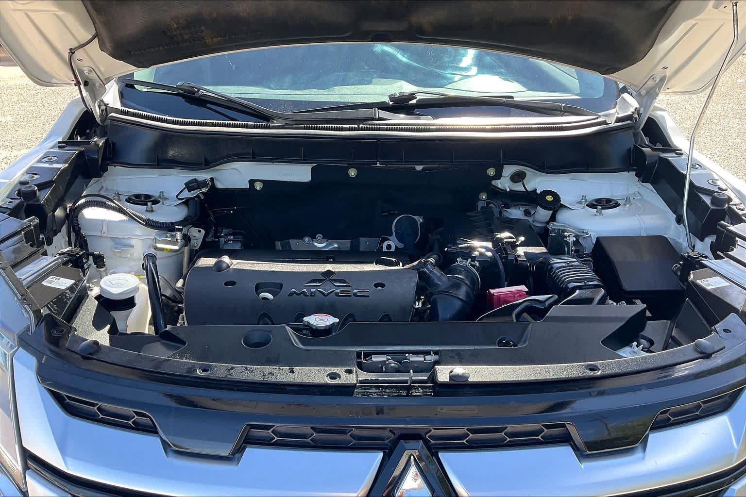Used 2021 Mitsubishi Outlander Sport SE FWD image 31