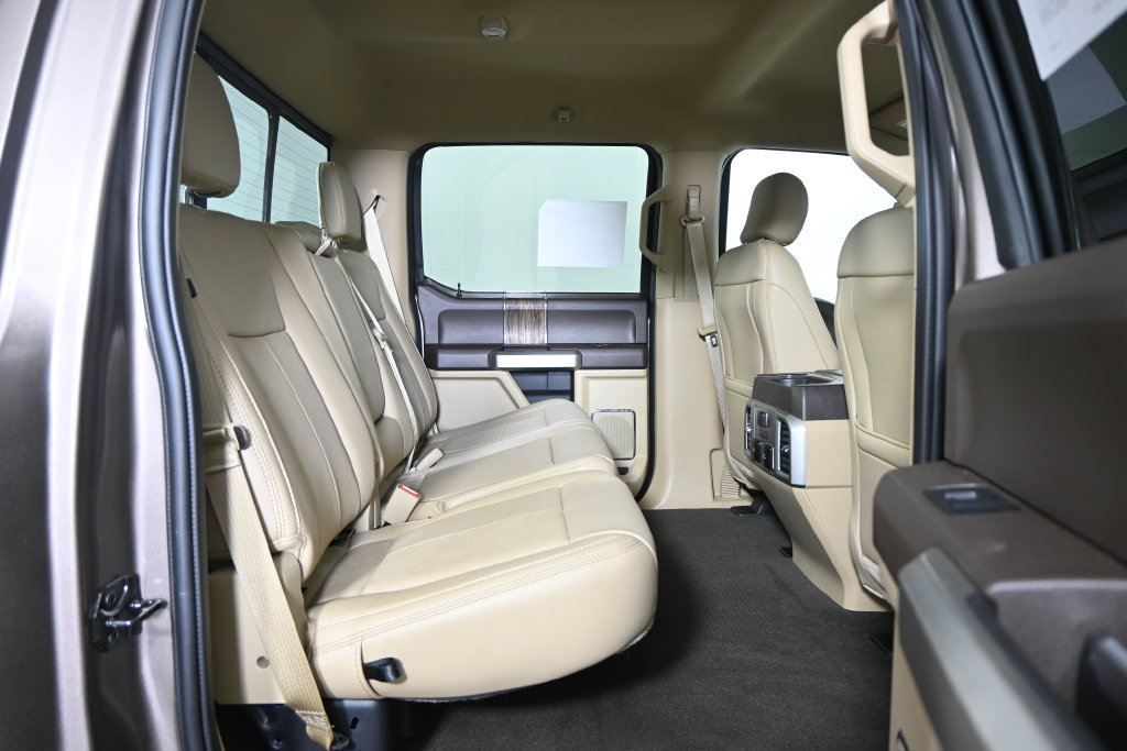 Used 2019 Ford F150 Lariat w/ Equipment Group 502A Luxury AWD/4WD image 17