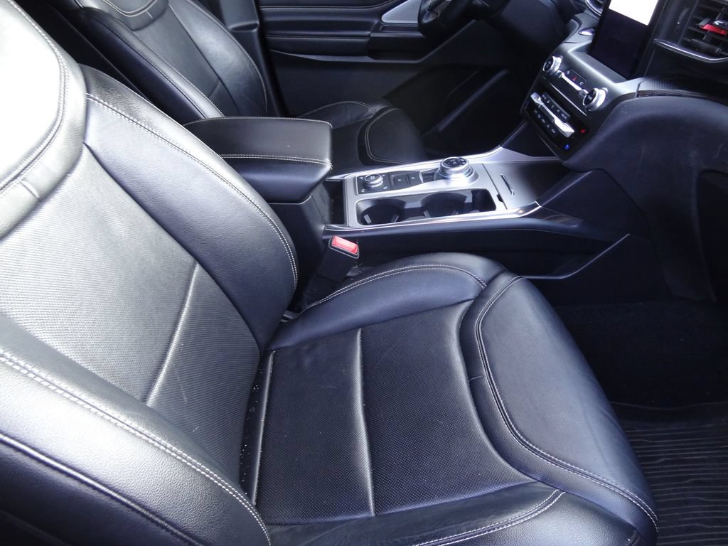Used 2020 Ford Explorer ST w/ Premium Technology Package AWD/4WD image 17
