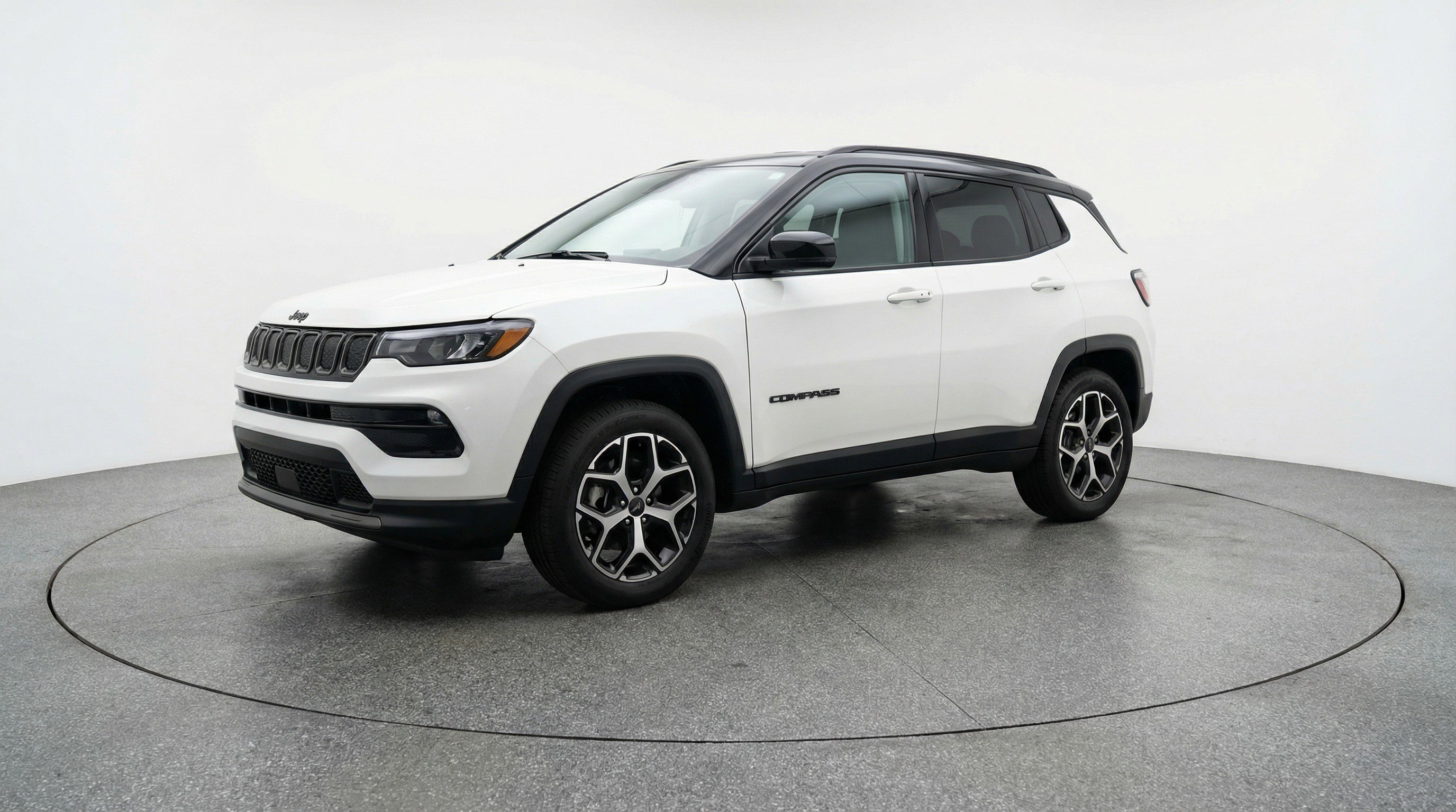 Used 2025 Jeep Compass Limited AWD/4WD image 3