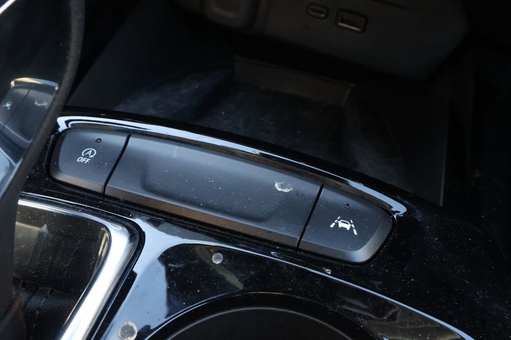 Used 2026 Chevrolet Trax ACTIV w/ Sunroof Package FWD image 27