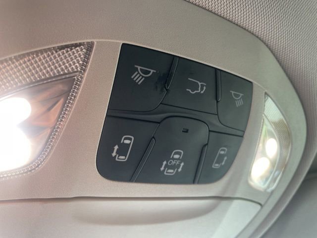 Used 2019 Chrysler Pacifica Touring-L Plus image 26