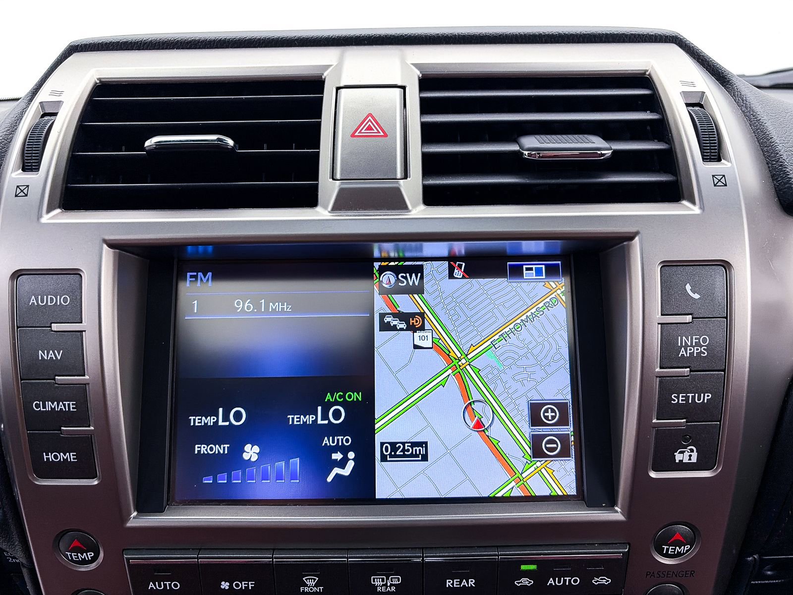 Used 2021 Lexus GX 460 Premium w/ Premium Package image 25