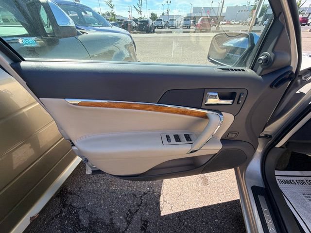 Used 2010 Lincoln MKZ FWD image 9