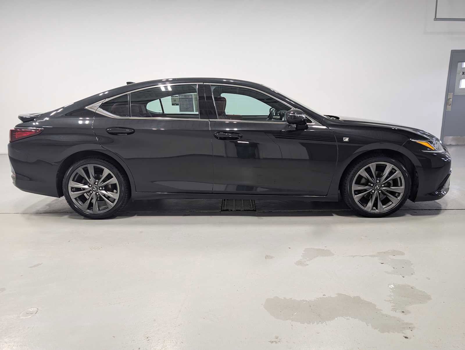 Used 2021 Lexus ES 250 F Sport w/ Accessory Package image 7
