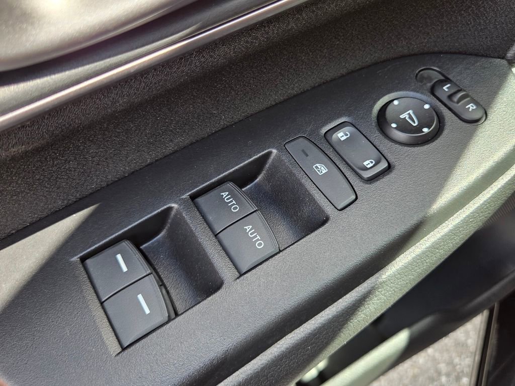 Certified 2021 Honda CR-V EX image 32