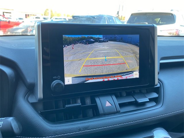 Used 2025 Toyota RAV4 XLE image 29