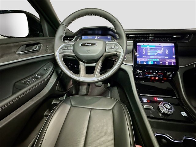 New 2025 Jeep Grand Cherokee L Limited image 27