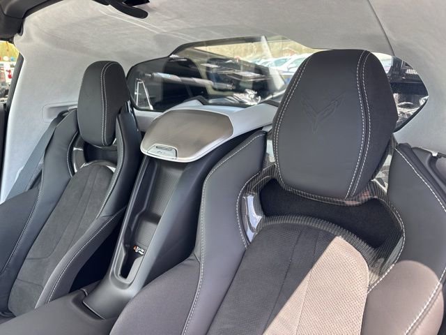 Used 2023 Chevrolet Corvette Stingray Premium Cpe w/ Z51 Performance Package RWD image 17