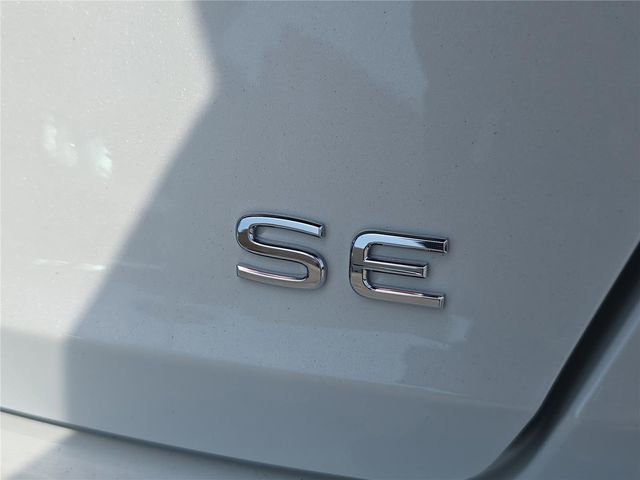 New 2026 Volkswagen Jetta SE FWD image 5