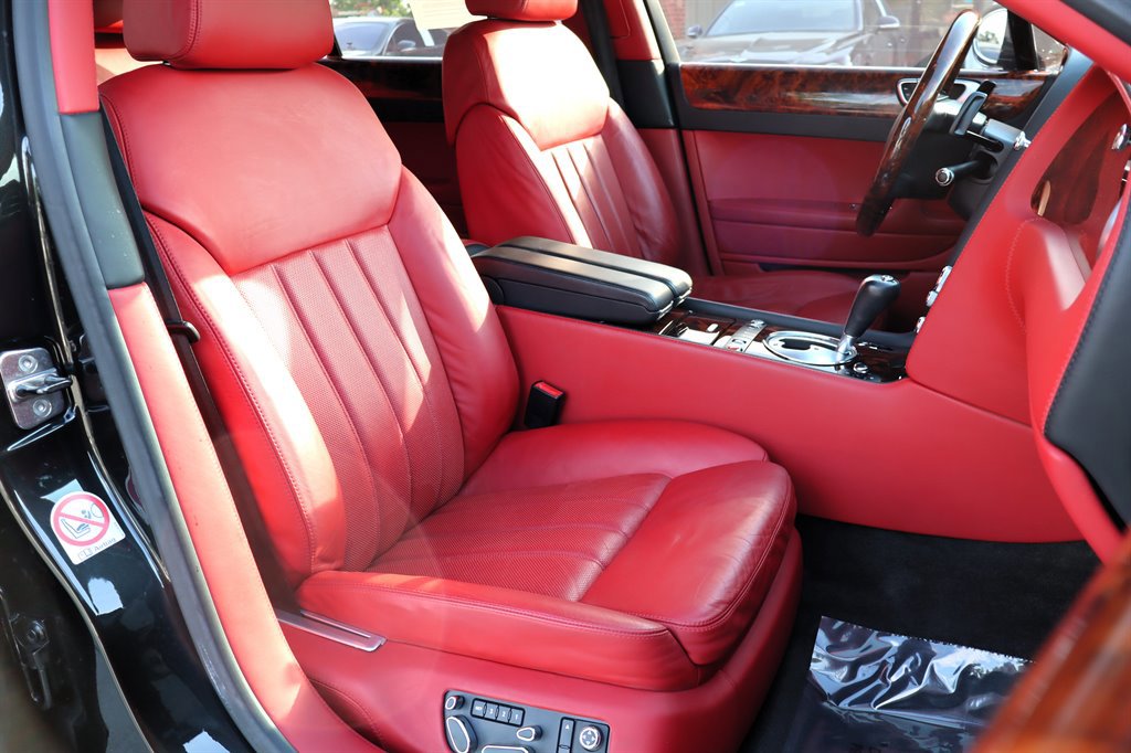 Used 2006 Bentley Flying Spur Flying Spur AWD/4WD image 20