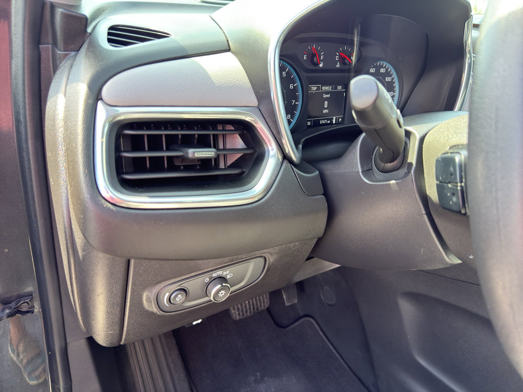Used 2020 Chevrolet Equinox LS FWD image 13