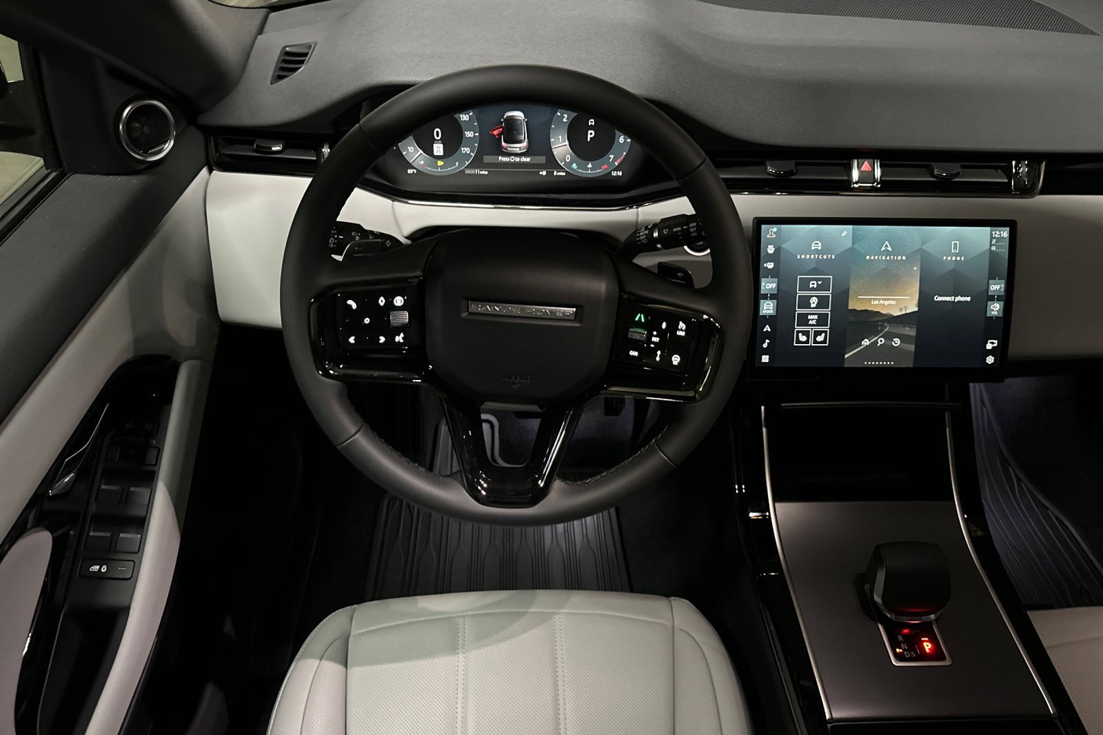 New 2026 Land Rover Range Rover Evoque S image 26