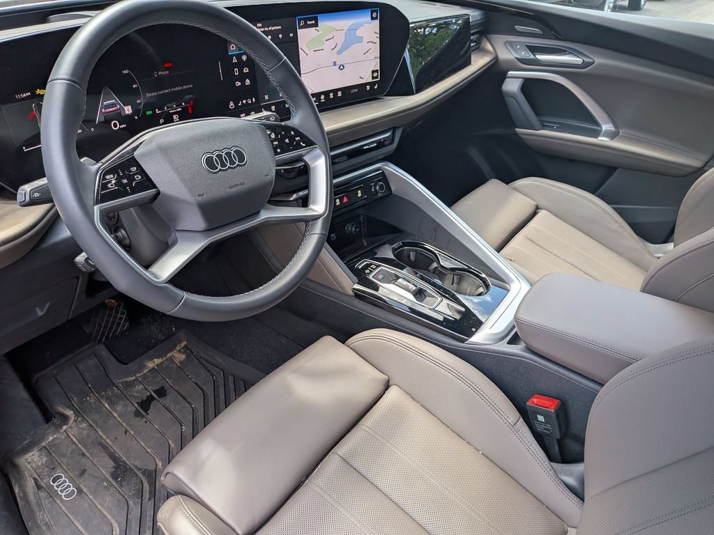 Used 2025 Audi Q5 Premium Plus w/ Premium Plus AWD/4WD image 10
