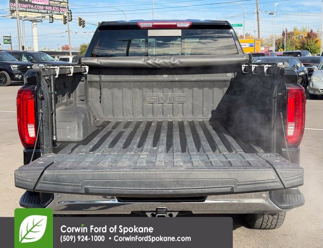 Used 2022 GMC Sierra 1500 SLT w/ SLT Premium Plus Package AWD/4WD image 19
