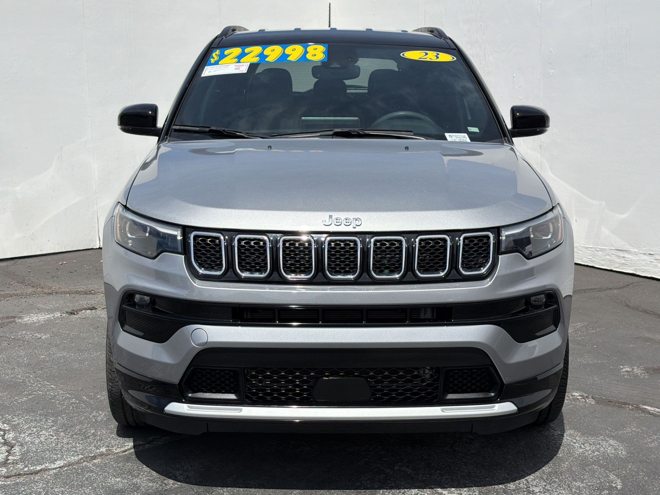 Used 2023 Jeep Compass Limited w/ Elite Group AWD/4WD image 5