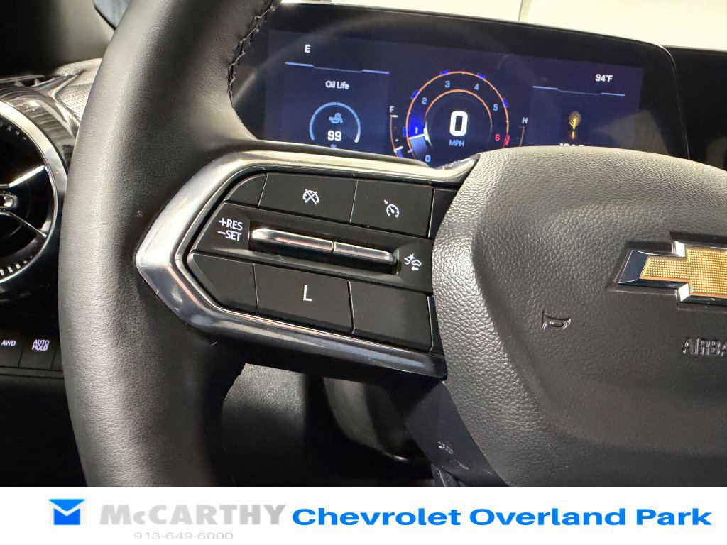 Used 2025 Chevrolet Equinox LT AWD/4WD image 14