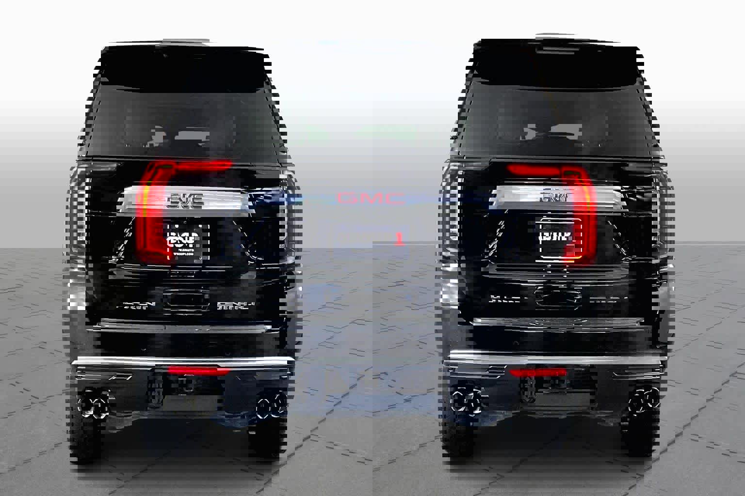 Certified 2024 GMC Yukon XL Denali image 4