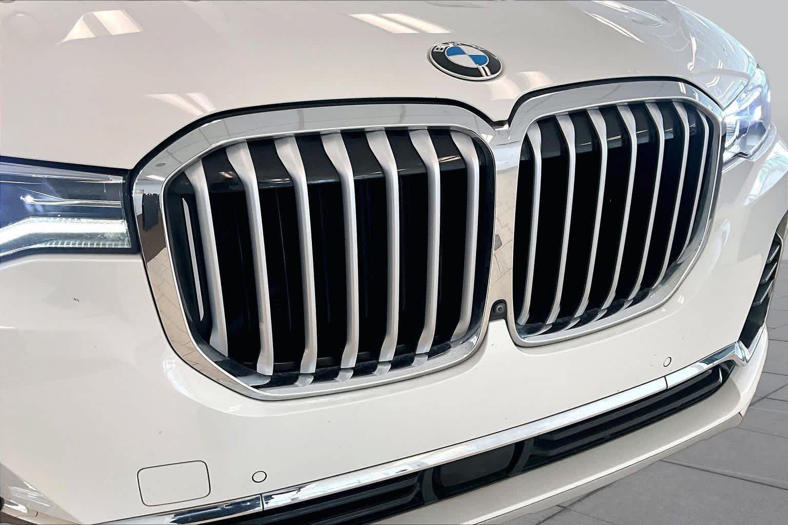 Used 2021 BMW X7 xDrive40i w/ Premium Package 2 AWD/4WD image 27
