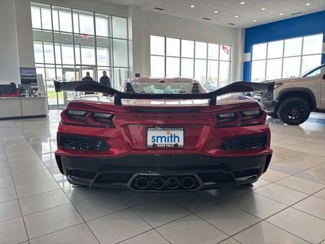 New 2026 Chevrolet Corvette Z06 w/ Z07 Performance Package RWD image 4