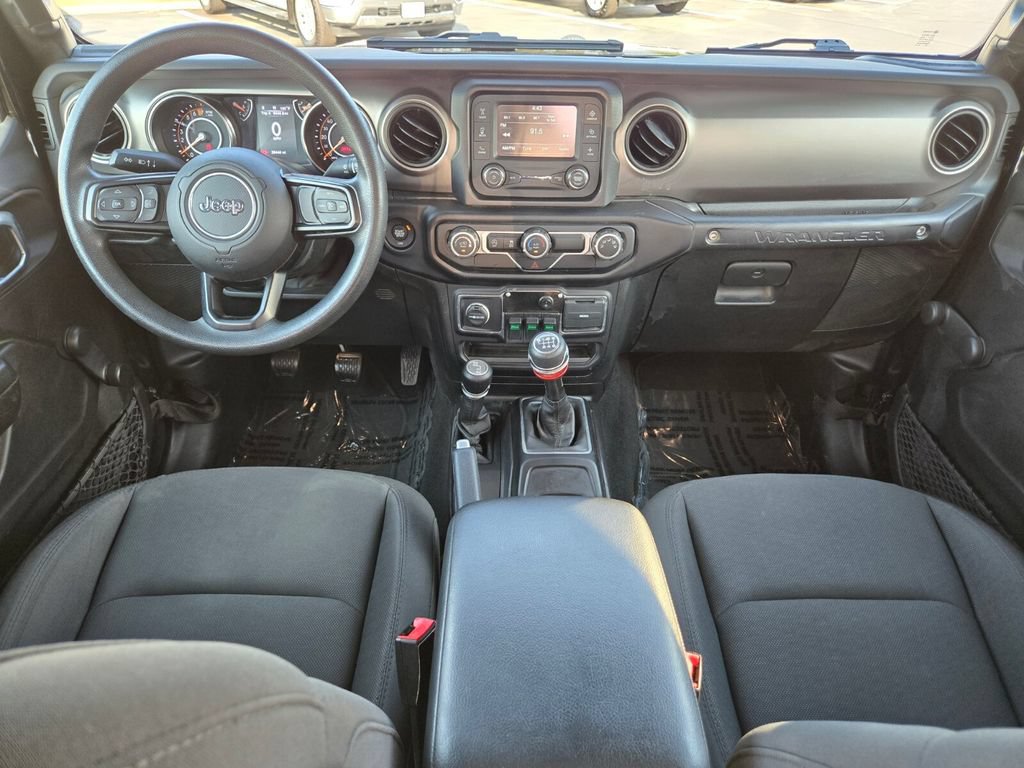 Used 2019 Jeep Wrangler Sport AWD/4WD image 13