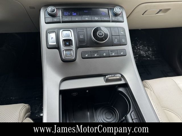 Used 2020 Hyundai Palisade Limited image 15