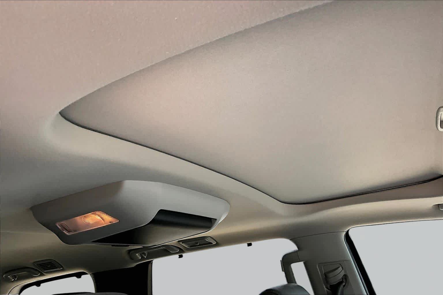 Used 2020 Toyota Sequoia Platinum RWD image 14