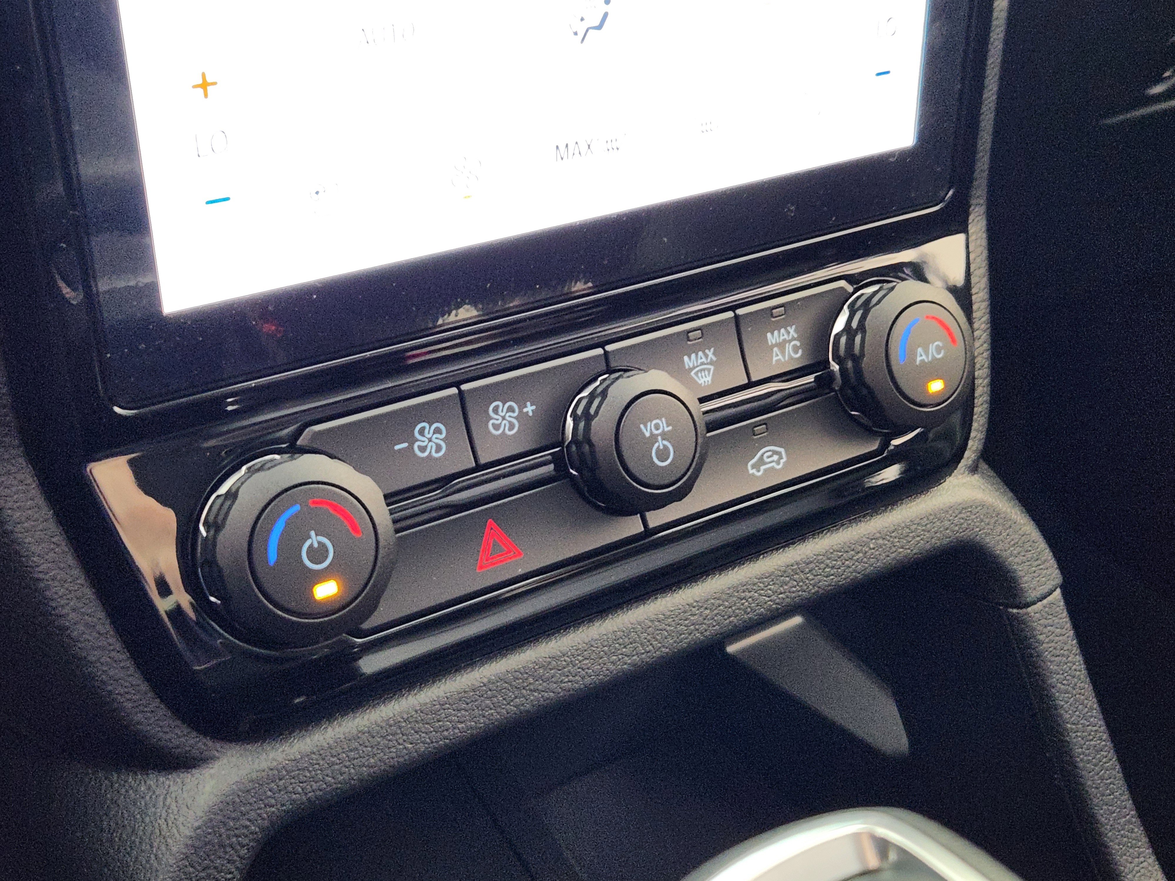 New 2025 Ford Ranger Lariat w/ FX4 Off-Road Package image 24