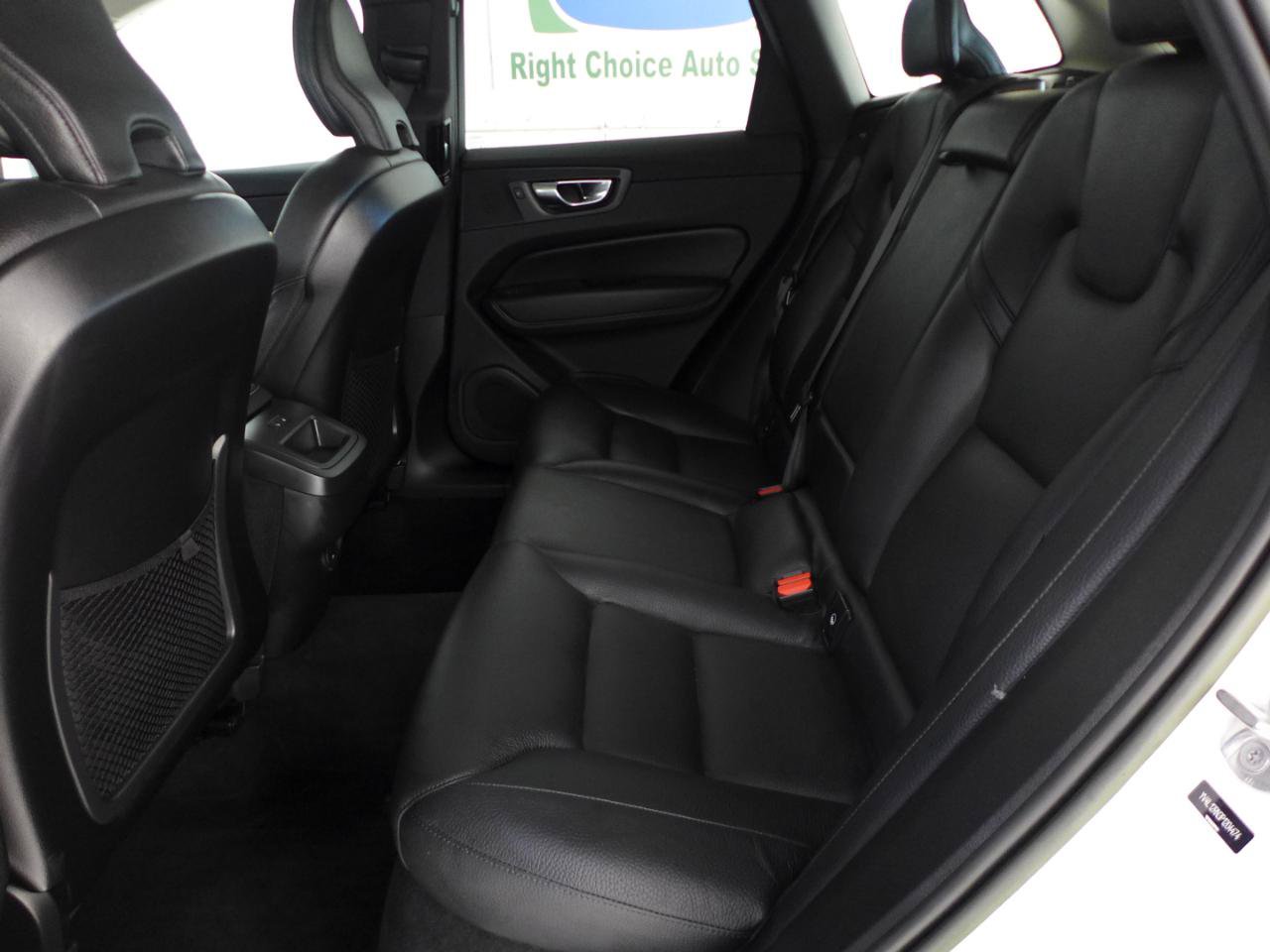Used 2023 Volvo XC60 B5 Plus w/ Climate Package AWD/4WD image 47