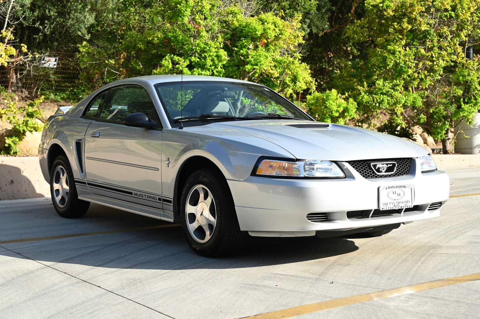 Used 2000 Ford Mustang Coupe RWD image 1
