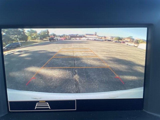 Used 2024 GMC Terrain SLE image 25