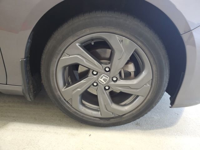 Used 2018 Honda Accord EX image 27