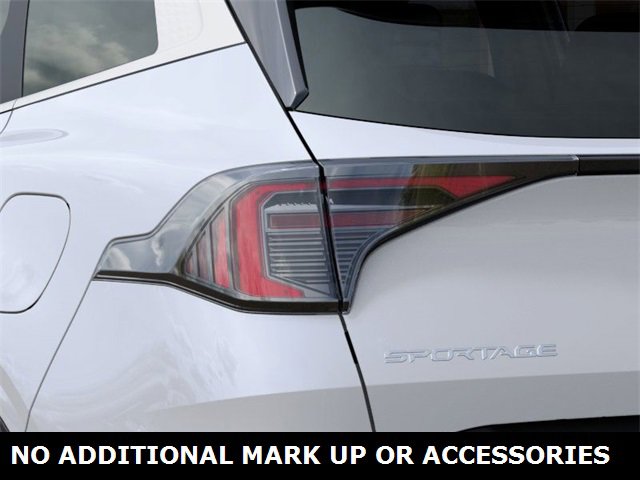 New 2026 Kia Sportage LX image 11