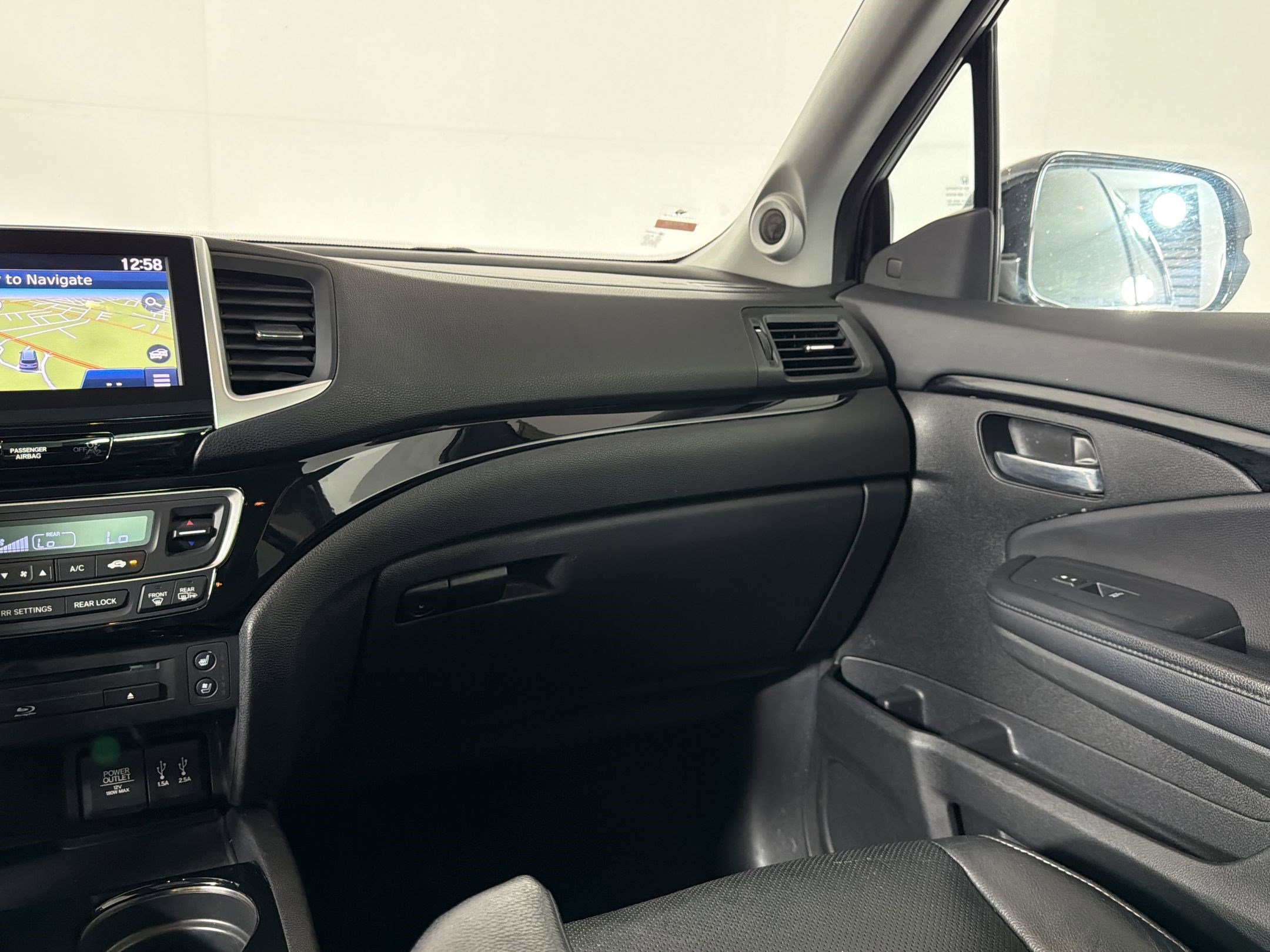 Used 2016 Honda Pilot Elite image 29