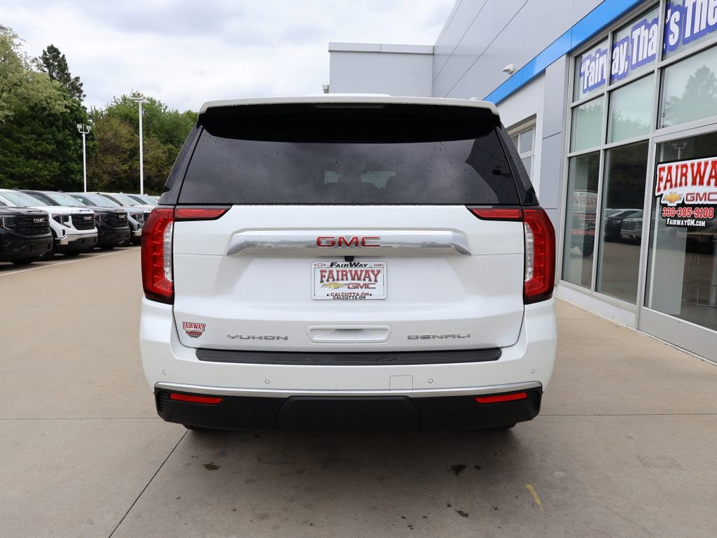 Used 2023 GMC Yukon XL Denali w/ Max Trailering Package AWD/4WD image 9