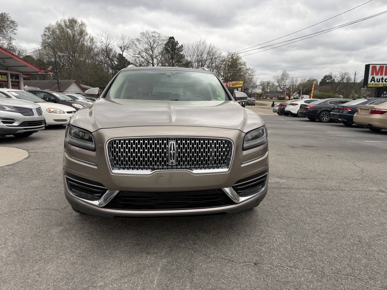 Used 2020 Lincoln Nautilus Reserve FWD image 9