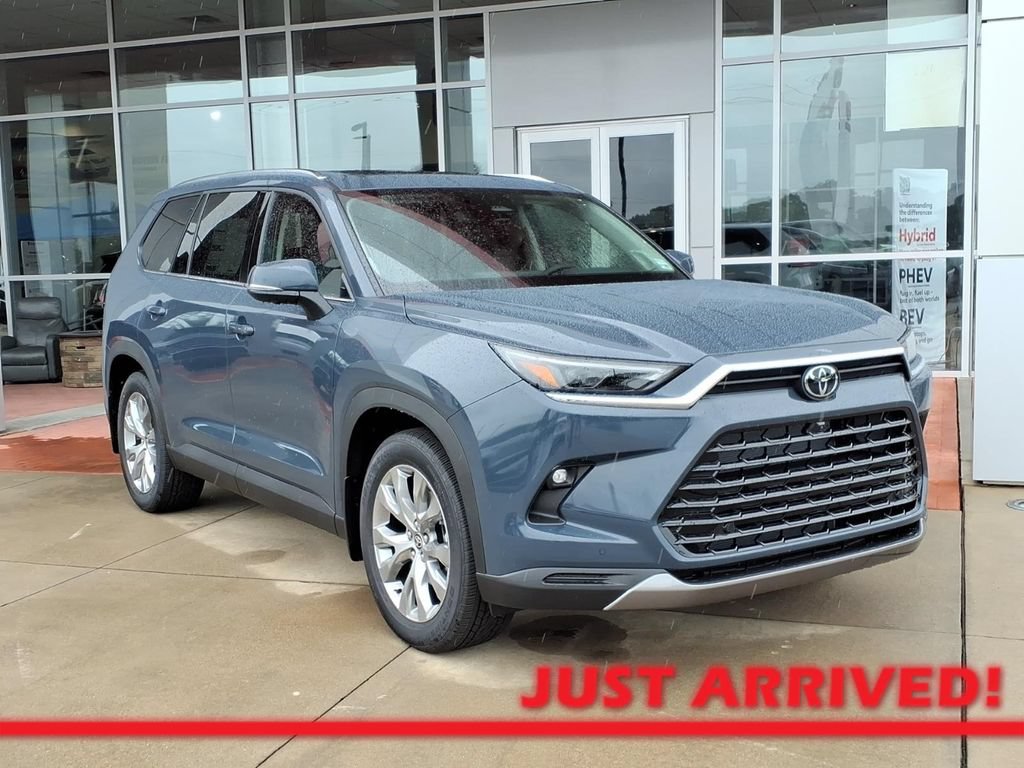 New 2026 Toyota Grand Highlander FWD