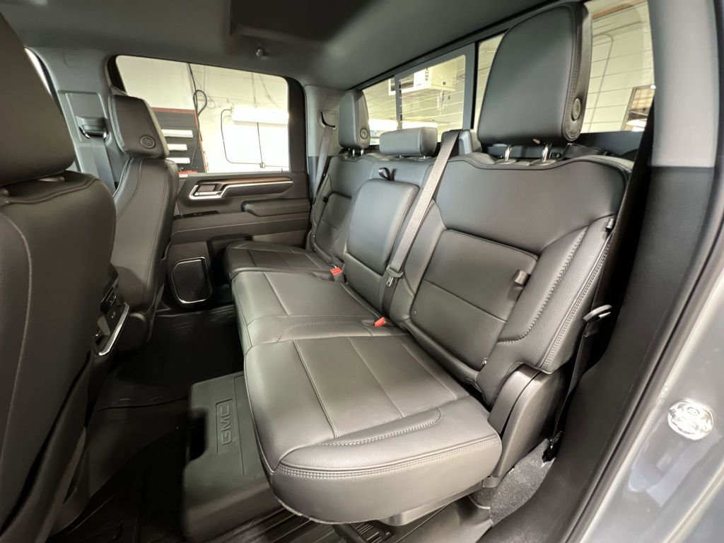 New 2026 GMC Sierra 3500 Denali w/ Denali Reserve Package image 26