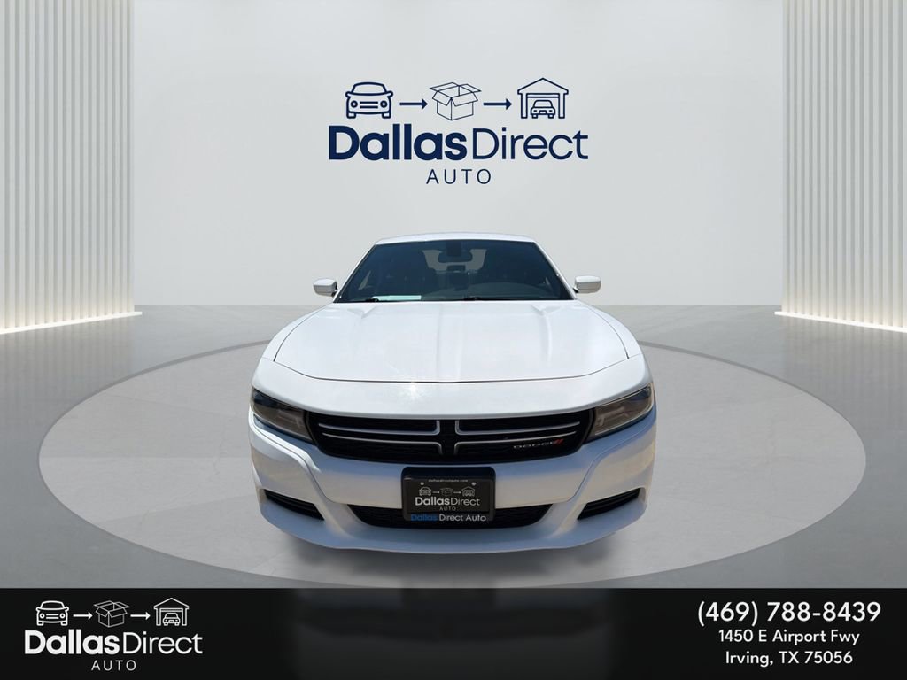 Used 2016 Dodge Charger SE RWD image 3