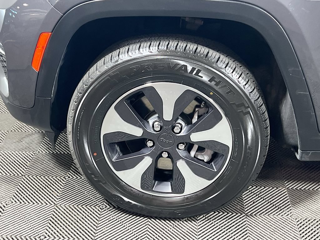 Used 2024 Jeep Grand Cherokee Limited 4xe AWD/4WD image 28