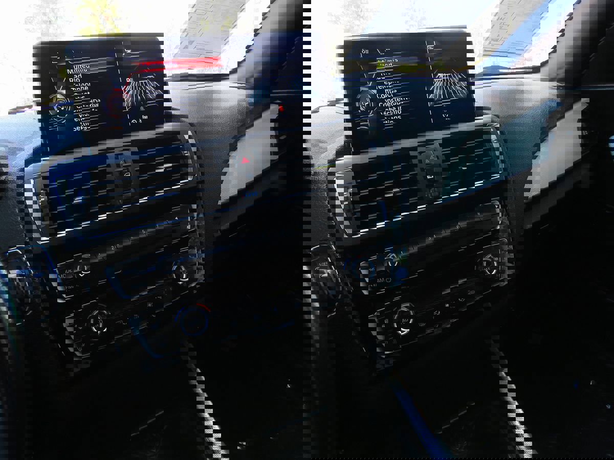 Used 2015 BMW 228i Convertible image 30