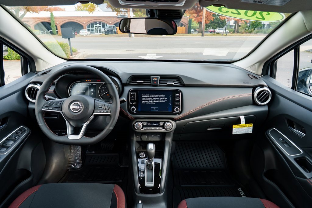 New 2025 Nissan Versa SR w/ Trunk Package image 8