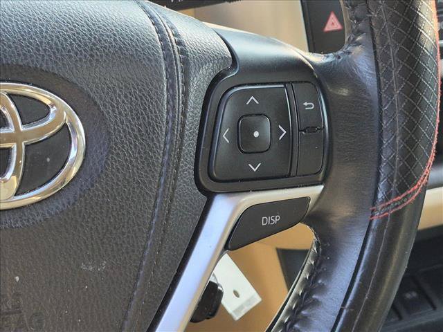 Used 2015 Toyota Highlander Plus FWD image 15