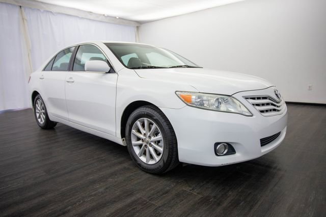 Used 2011 Toyota Camry XLE w/ XLE Extra-Value Pkg #2 image 28