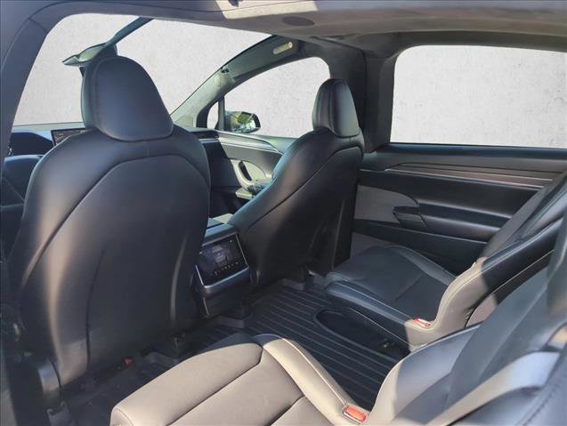 Used 2022 Tesla Model X Plaid image 16