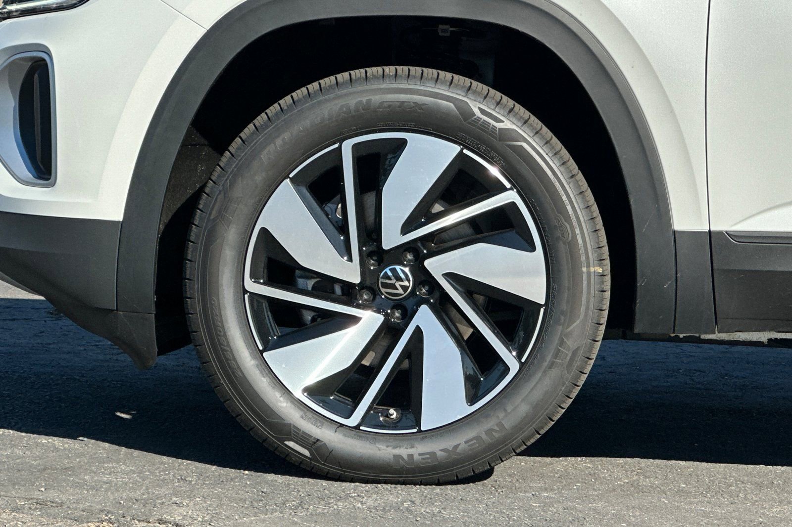 New 2026 Volkswagen Atlas SE AWD/4WD image 26